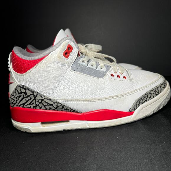 Size 8 - Nike Air Jordan 3 Retro Fire Red 2022 Men's Shoes - Picture 1 of 9